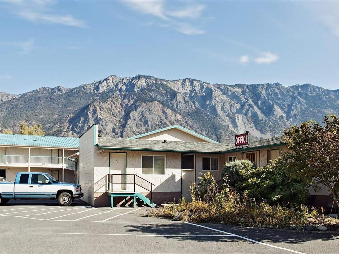 Lillooet酒店住宿-Canadas Best Value Inn Mile 0