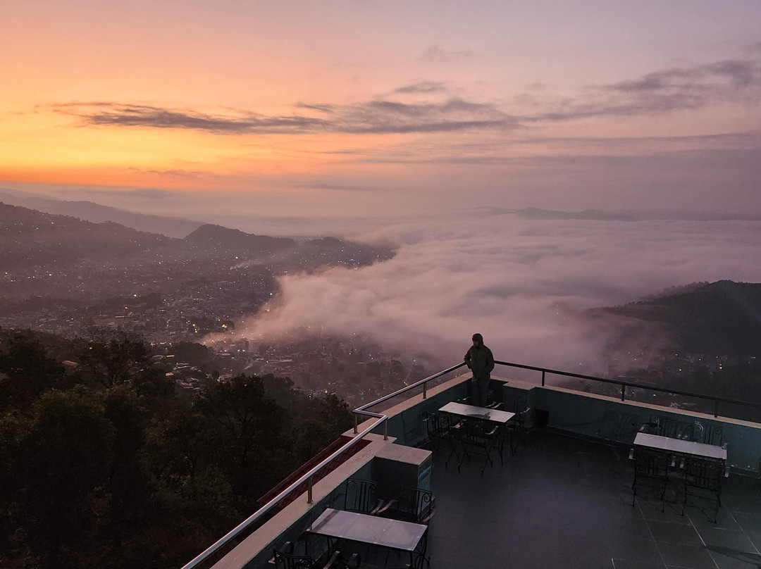 Himalayan Front Hotel By KGH Group主图