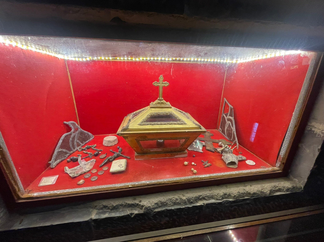 Collegiale Saint Pierre-Six-Fours-les-Plages必去景点