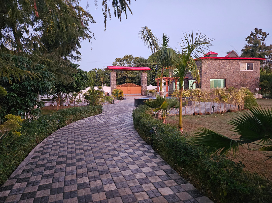 Astoria Corbett Resort