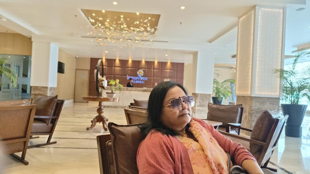 Hotel Lemon Tree Premier