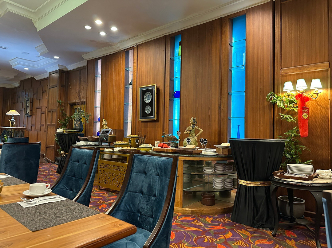 巴里巴板森伊乌大酒店主图