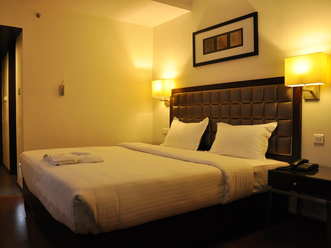 The Regency Hotel主图