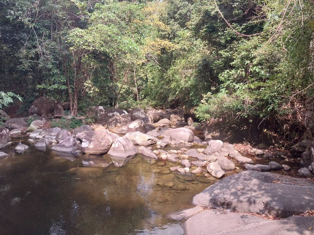Khao Chamao Waterfall-考查貌必去景点