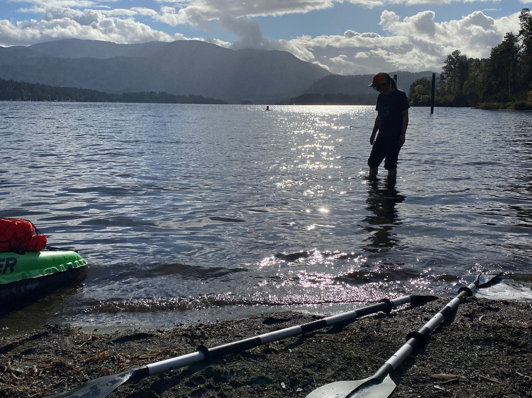 Sproat Lake Provincial Park景点图片