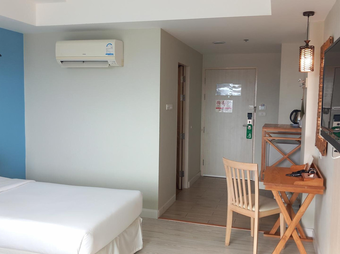 Prachuap Grand Hotel主图
