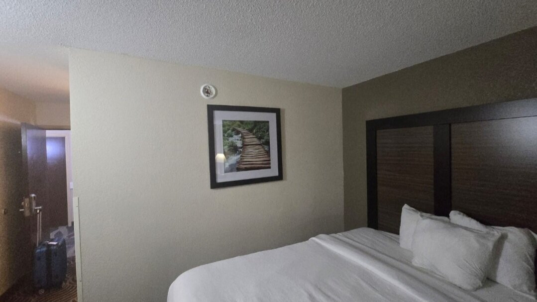 Quality Inn & Suites Florence - Cincinnati South主图