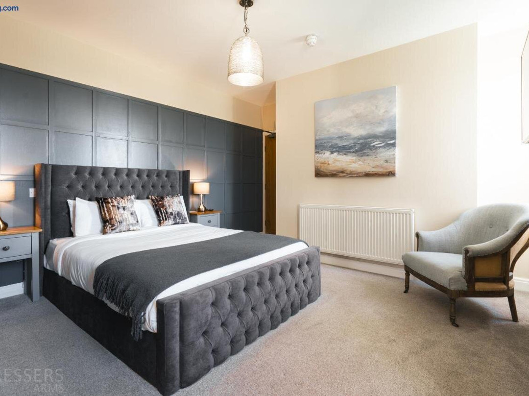 Rooms at the Dressers Arms