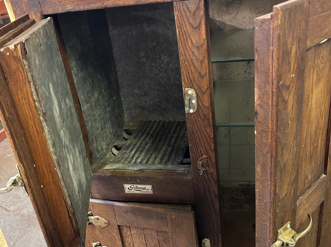 Hanging tree Antiques-Goliad必去景点