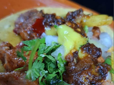 Bar Y Taqueroa Ron Damon