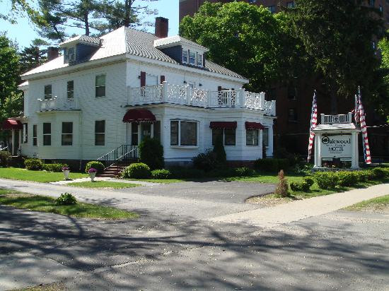 Oakwood Inn Town Motel主图