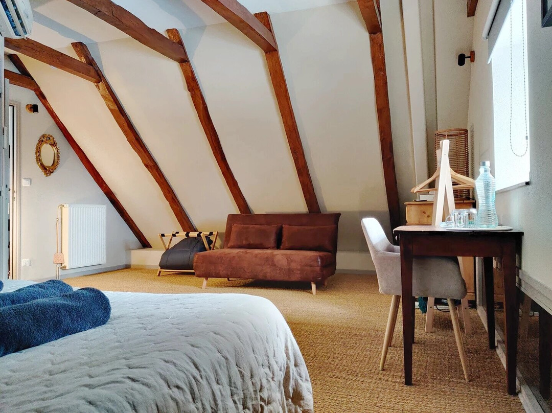 Maison d'Hotes La Grange主图