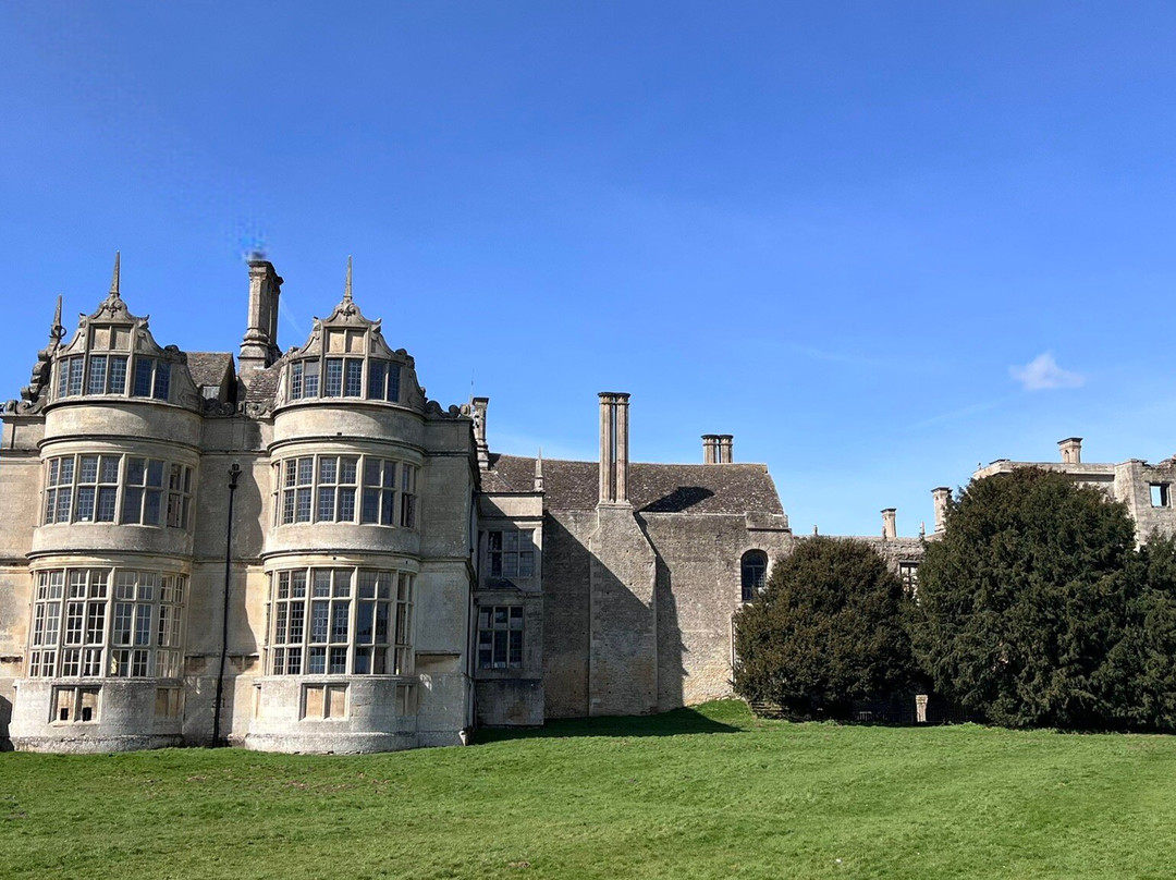 Kirby Hall-科比必去景点