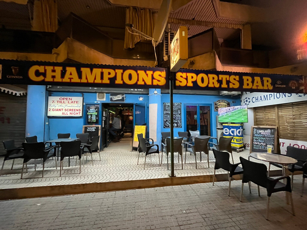 Champions bar-马尔格拉特德马尔必去景点