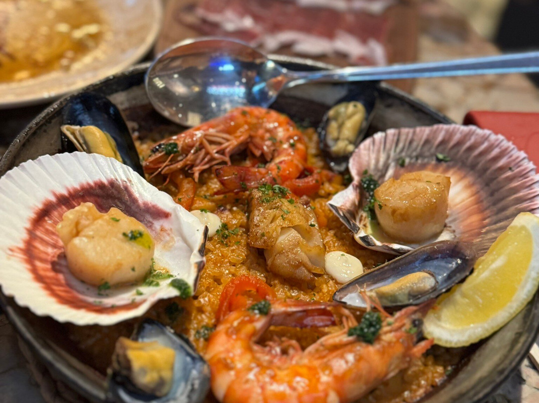 BROWNSTONE Tapas Bar GINZA