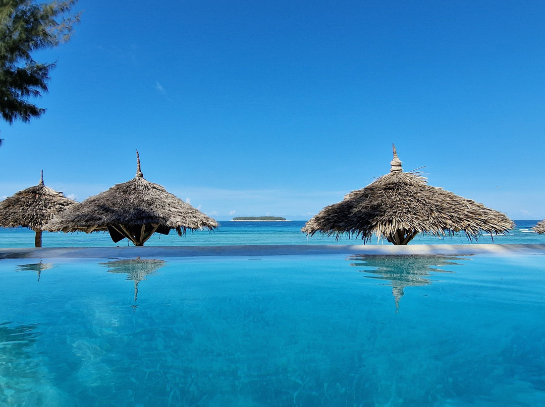 Sunshine Marine Lodge主图