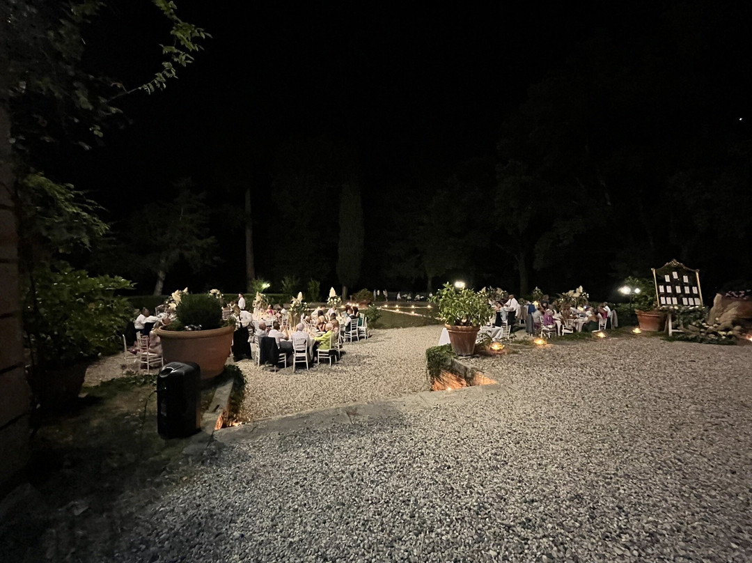 Villa di Striano-圣洛伦佐镇必去景点