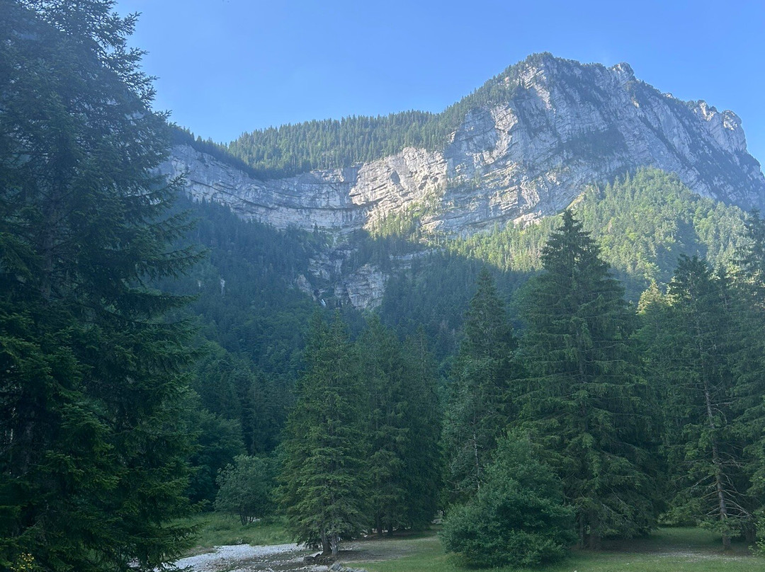 Site Naturel du Cirque de Saint-Même-Saint-Pierre-d'Entremont必去景点