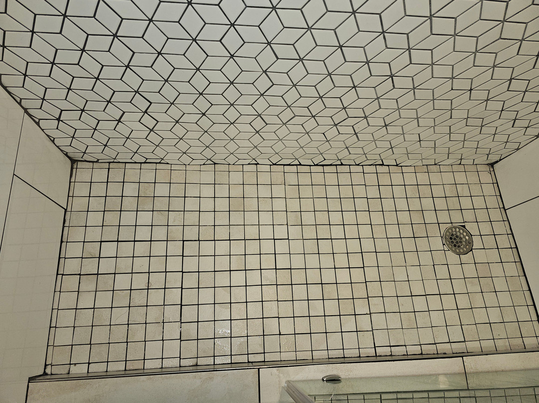 瑞玛达酒店主图