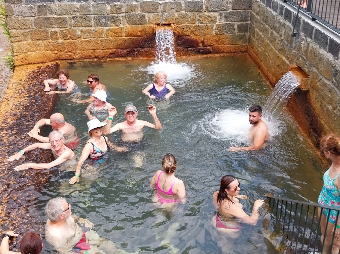 Follow Me Guided Tours-蓬塔德尔加达必去景点