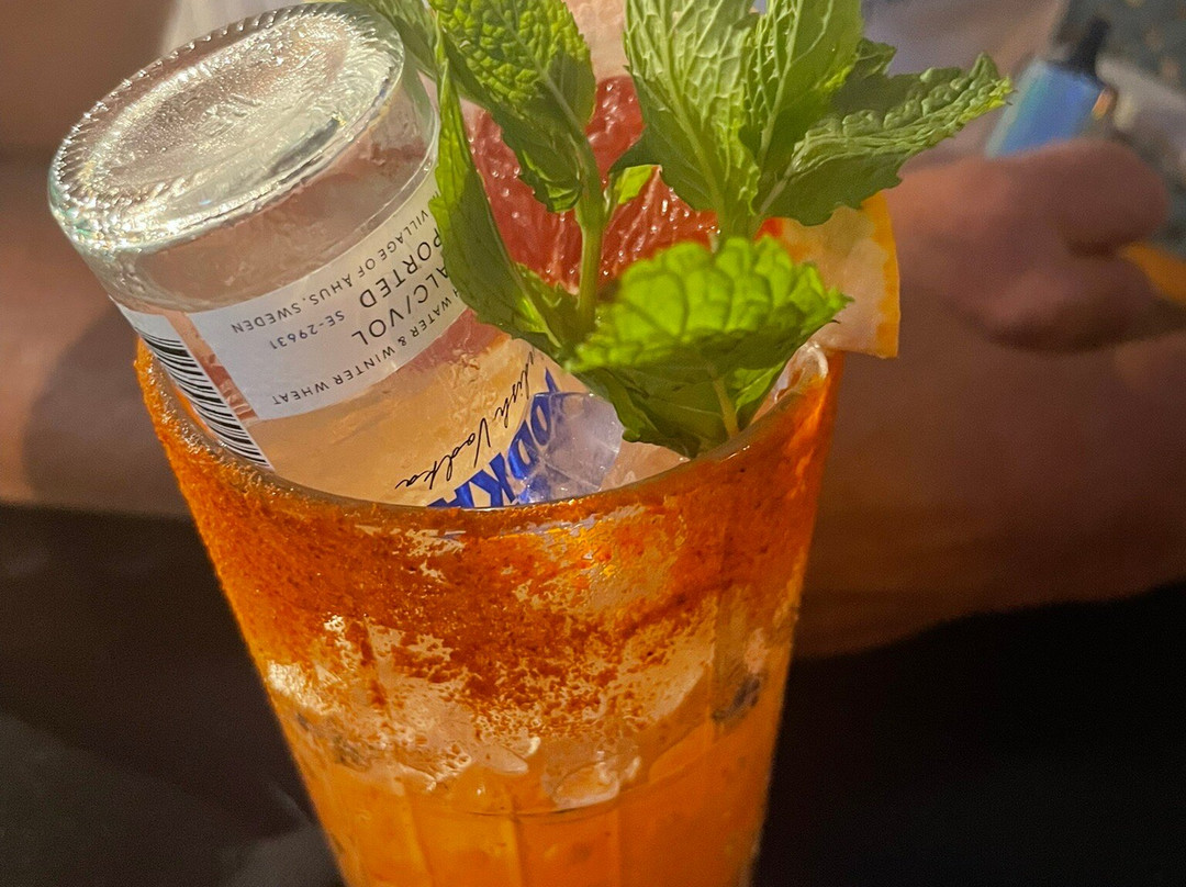 LORO BLANCO-洛斯克里斯蒂亚诺斯必去景点