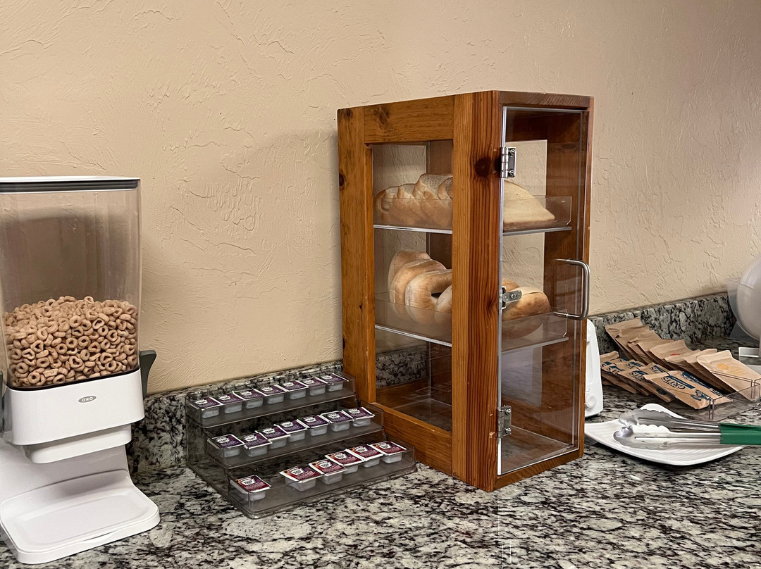 Crystal Cove Hotel主图