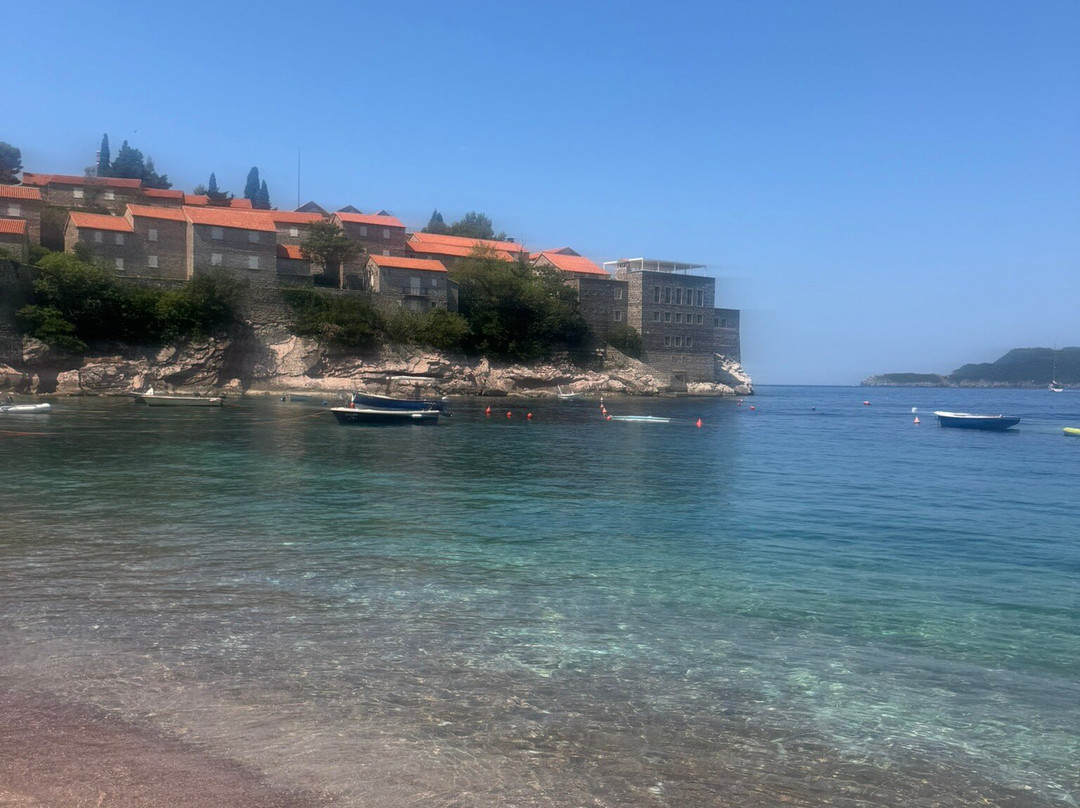 King’s Beach-Sveti Stefan必去景点
