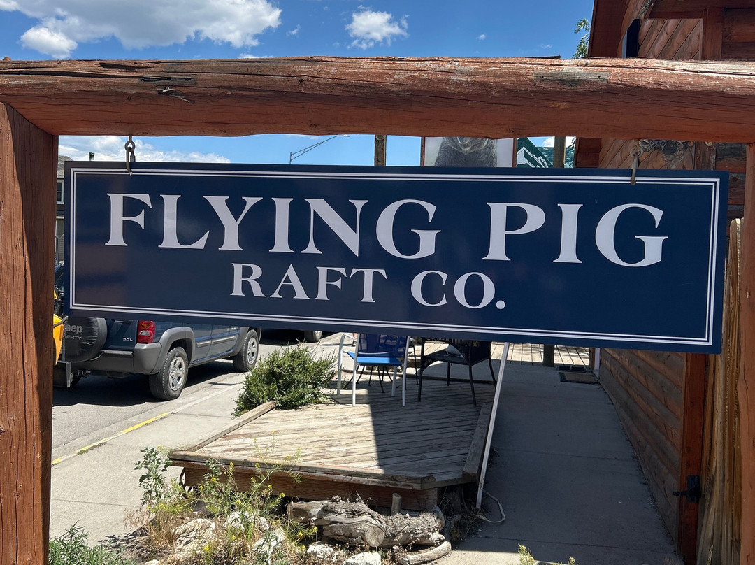 Flying Pig Adventure Company-加德纳必去景点