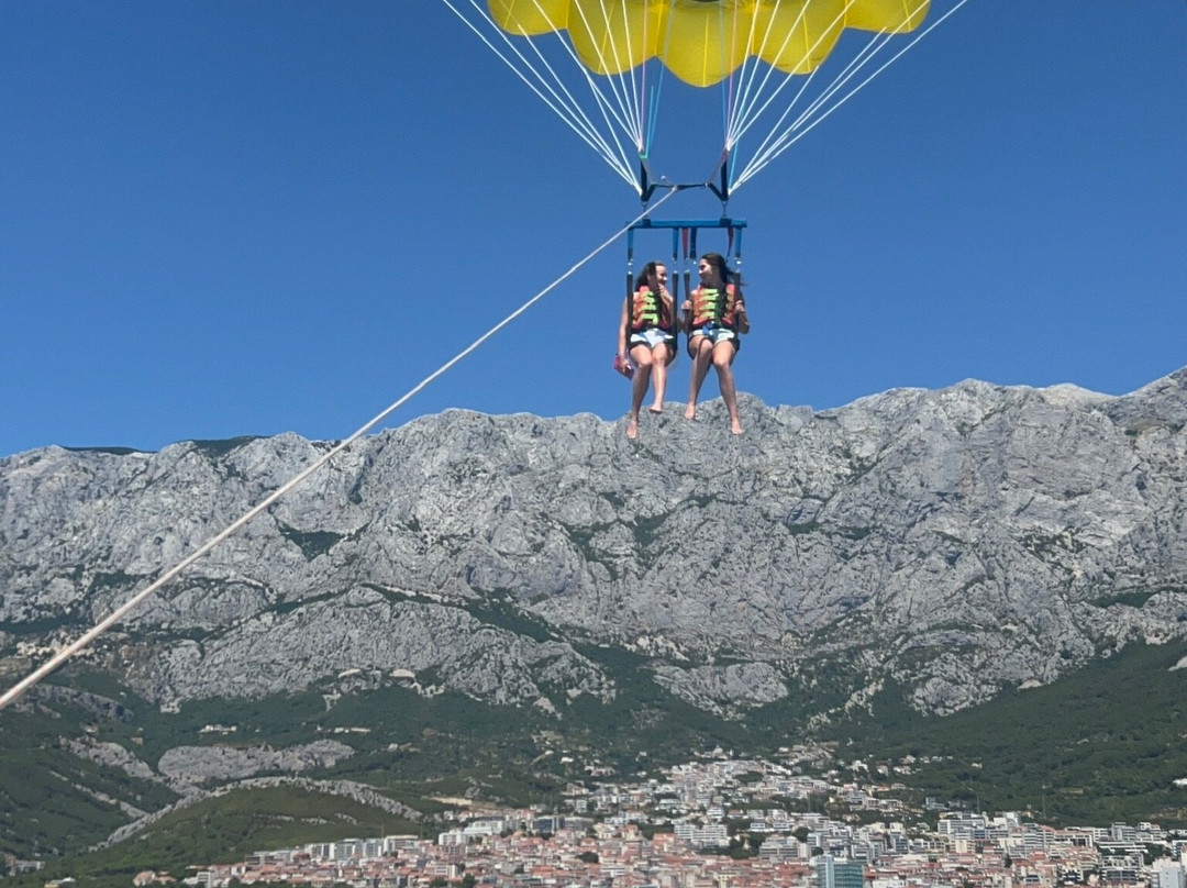 Parasailing Makarska-玛卡沙必去景点