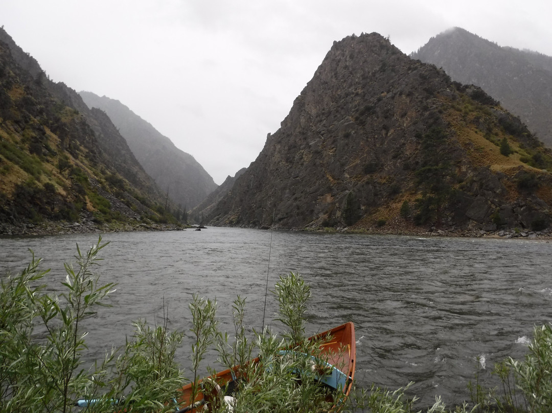 Helfrich River Outfitters-Salmon必去景点