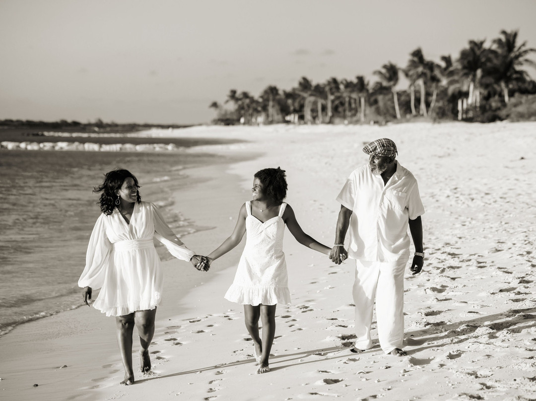 Brilliant Studios-普罗维登西亚莱斯必去景点