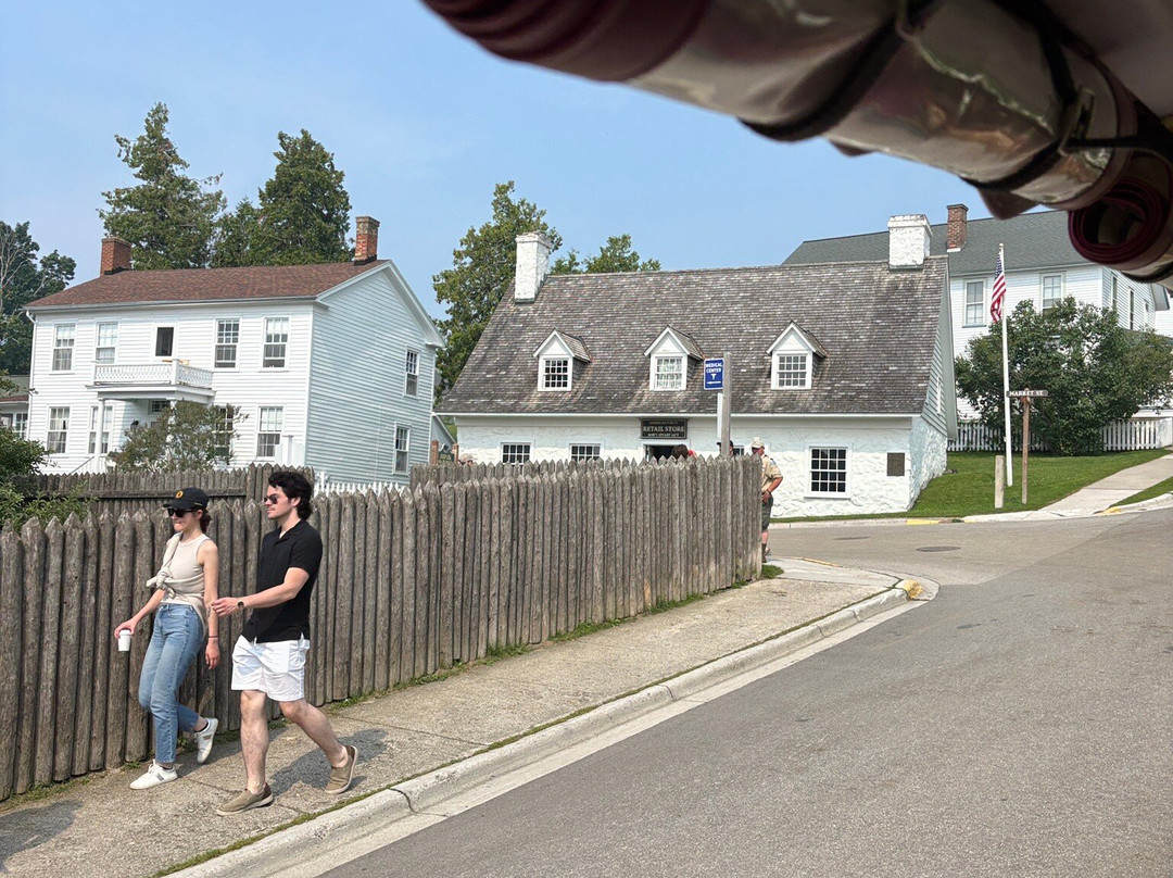 Wings of Mackinac Butterfly Conservatory-麦其诺岛必去景点