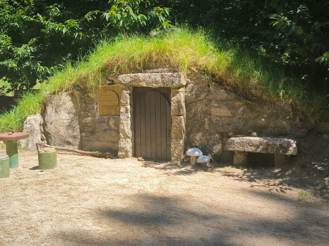 Aldea De Os Grobits-Isla de la Toja必去景点