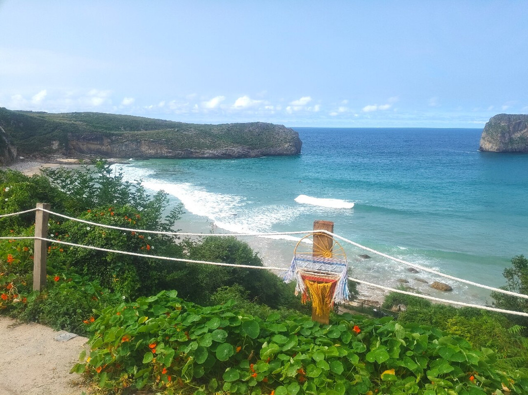 Playa de la Ballota-利亚内斯必去景点