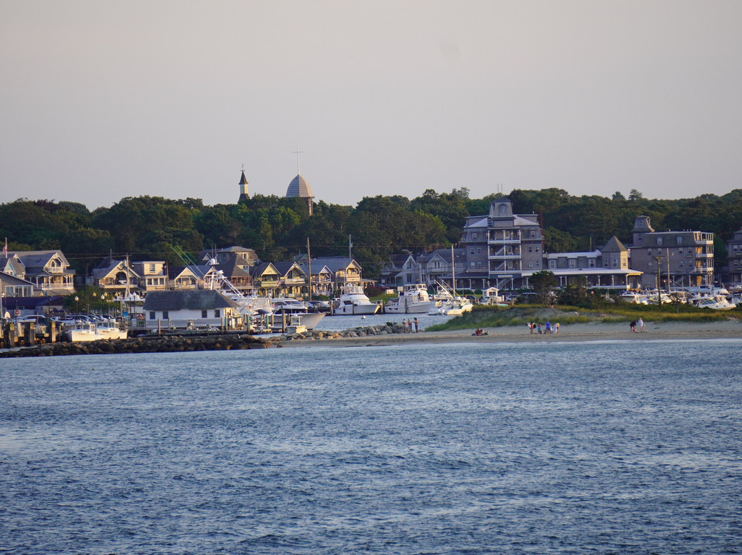 The Steamship Authority-Oak Bluffs必去景点
