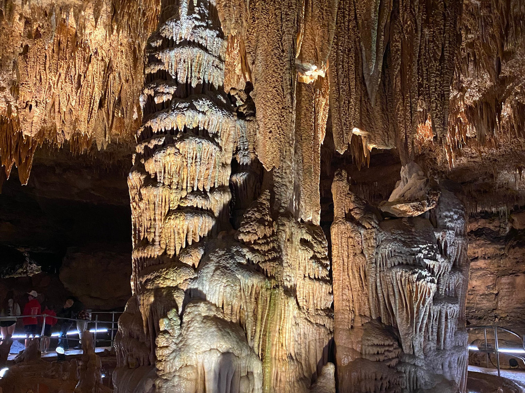 Onondaga Cave-Leasburg必去景点