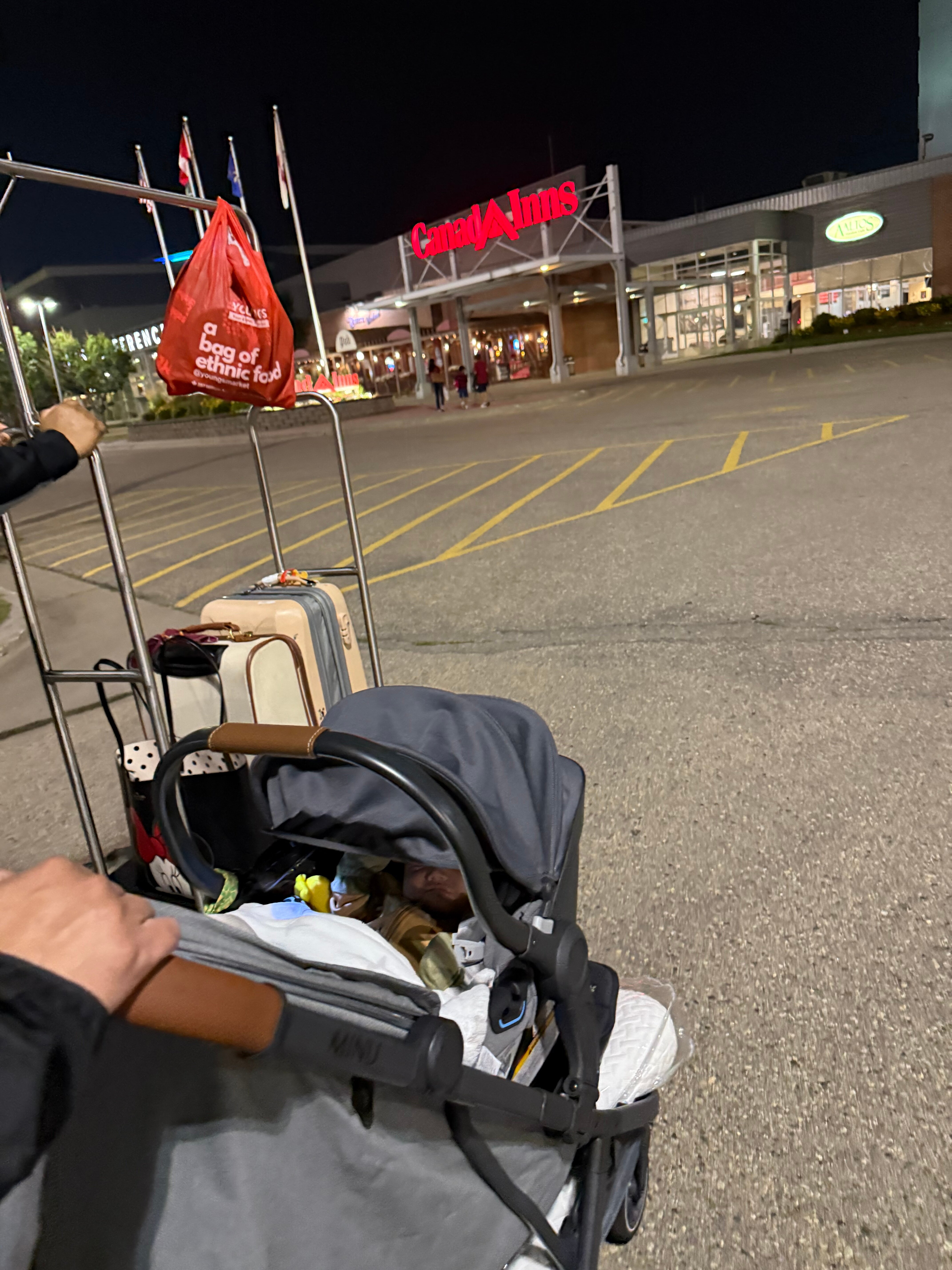 Canad Inns Destination Centre Grand Forks-官方