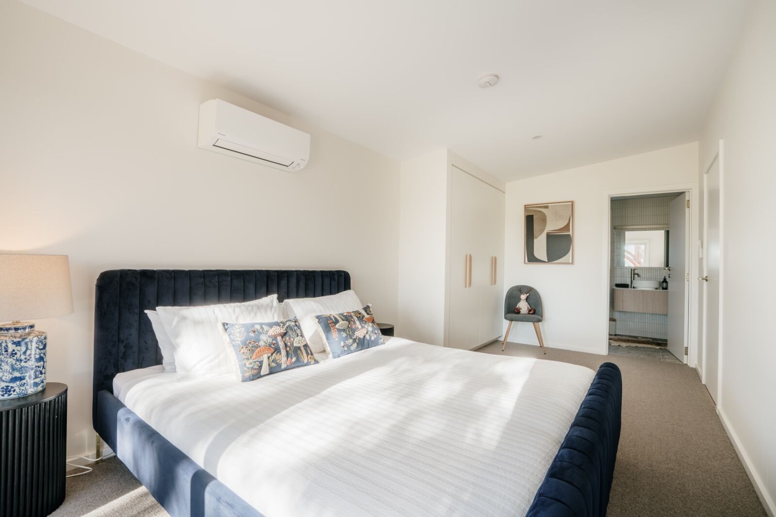 Springfield Deer Farm-客卧