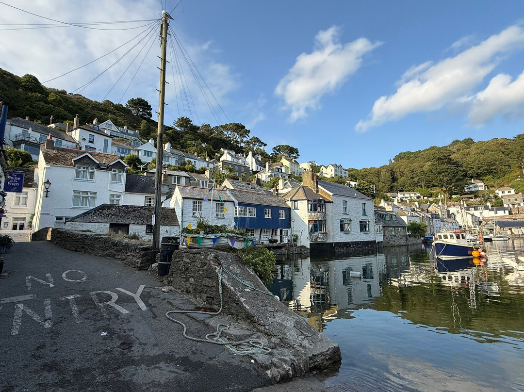 Polperro Harbour and Headlands Walk-Polperro必去景点