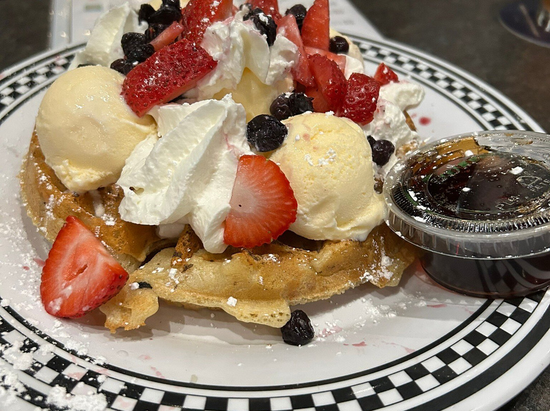 The 3 Spot-North Royalton必去景点