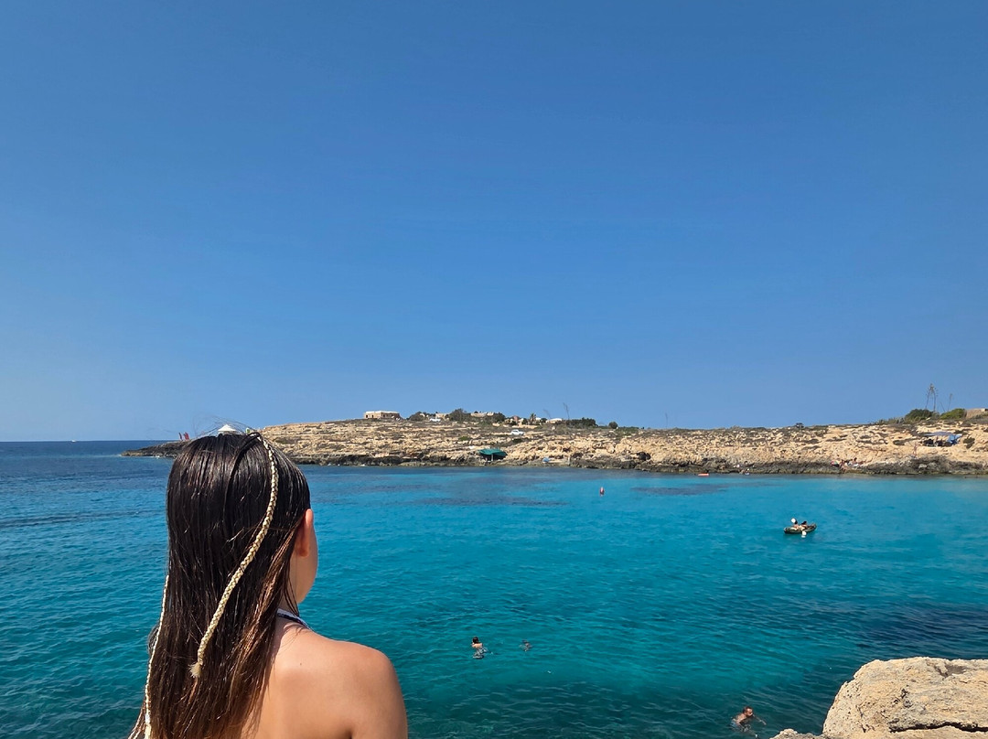 Spiaggia Cala Croce-兰佩杜萨必去景点