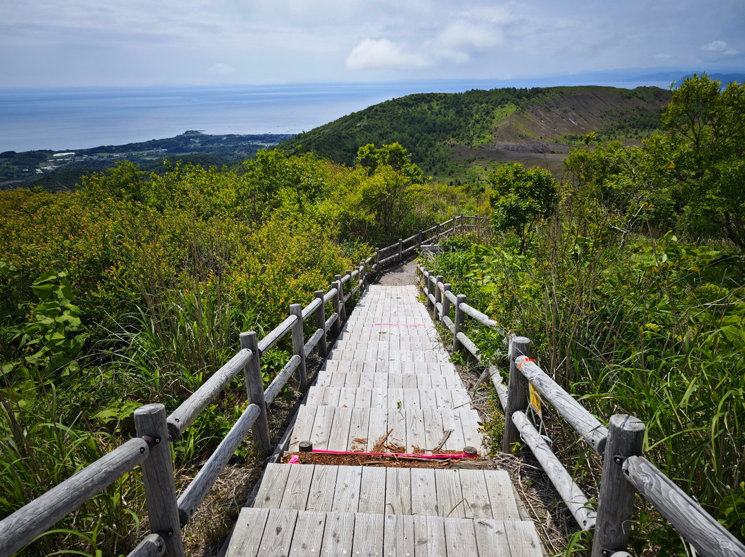 Mt. Usu Outer Rim Trail-壮瞥町必去景点