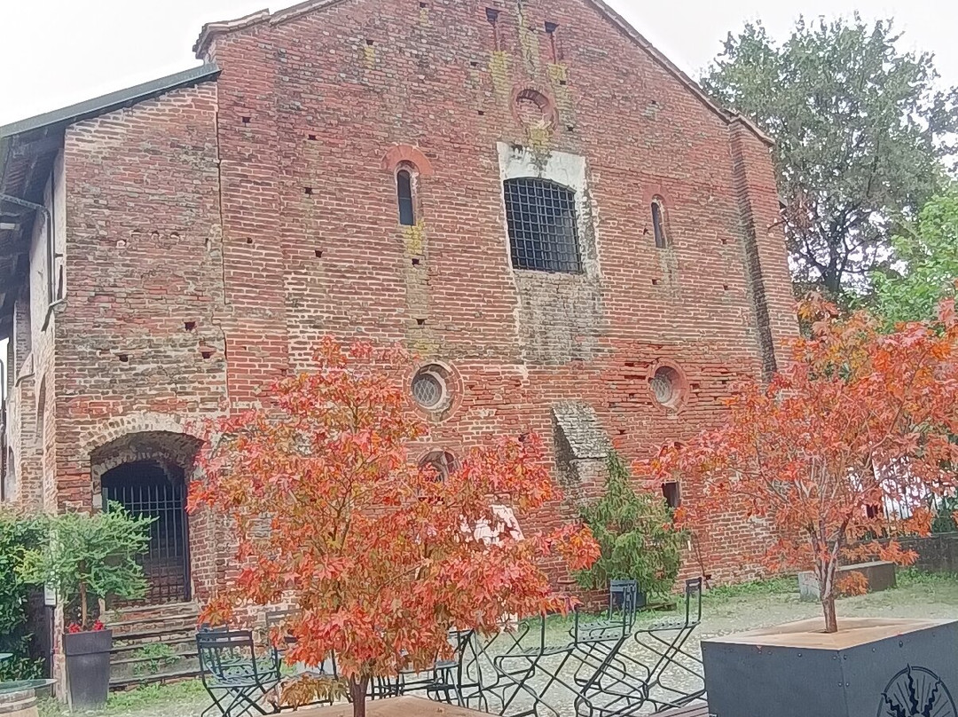 Abbazia di Santa Maria di Staffarda-Staffarda必去景点