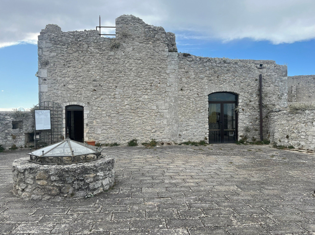 Castello di Monte Sant'Angelo-Monte Sant'Angelo必去景点