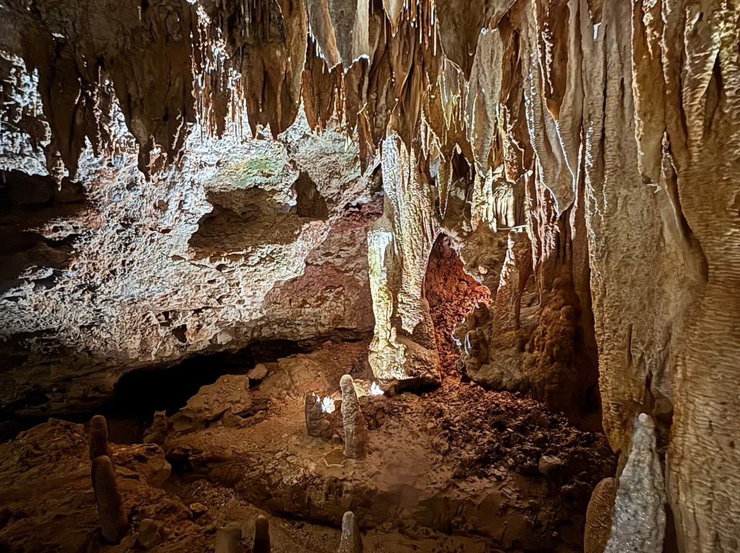 Jacob's Cave-Versailles必去景点
