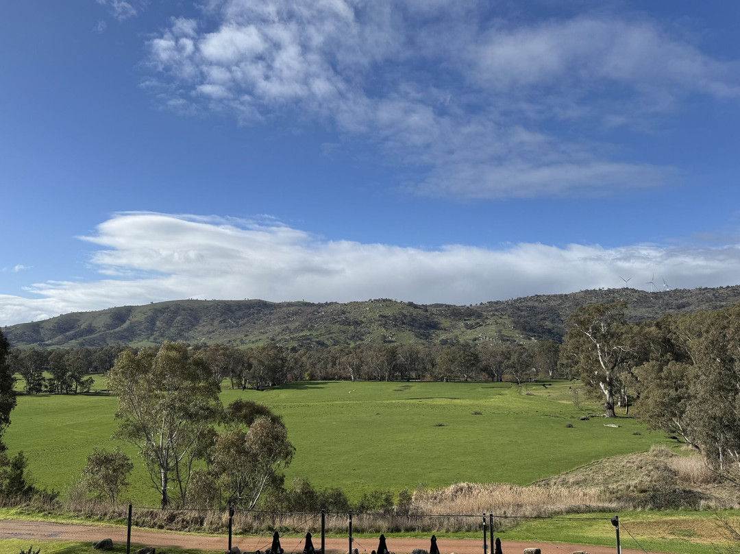 The Trawool Estate主图