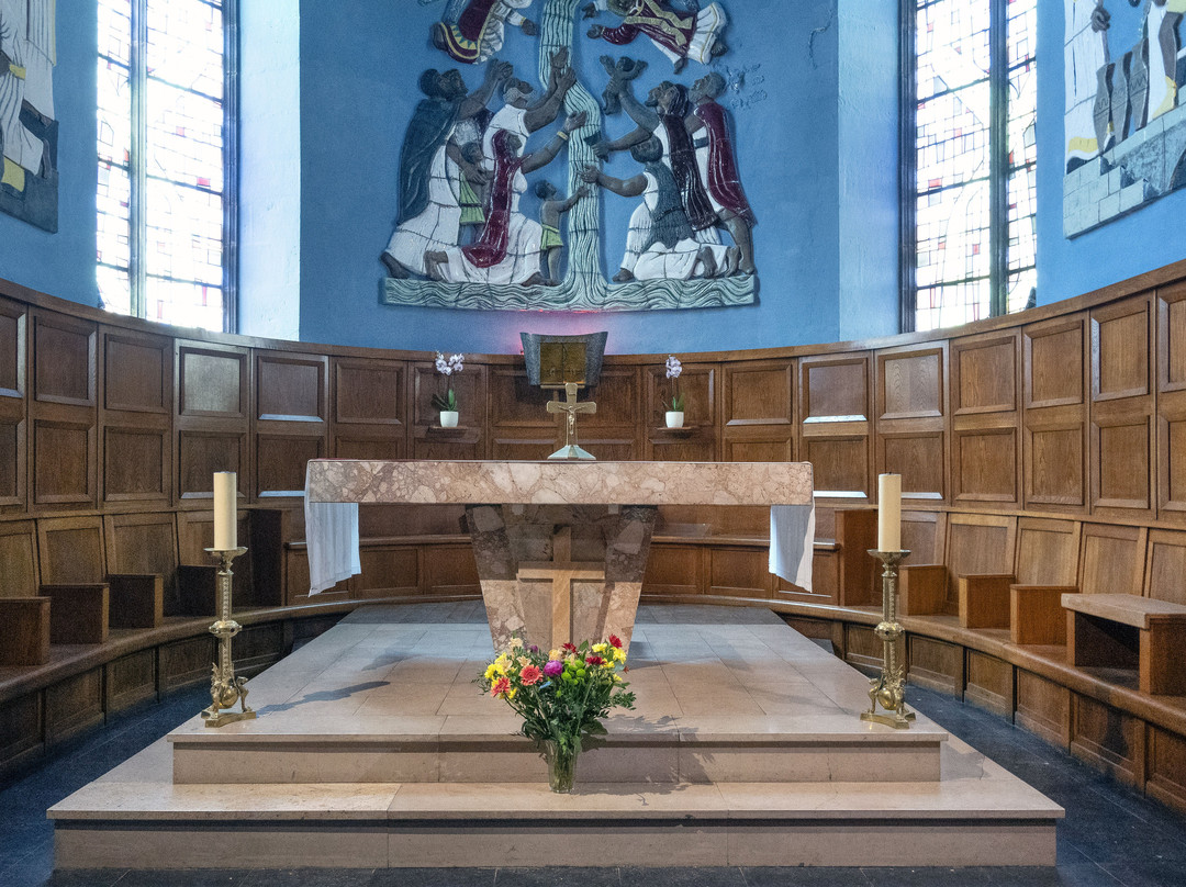 Eglise Saint-Pardoux-蒙多尔必去景点