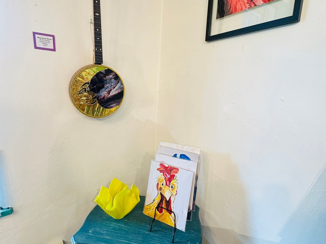 Bottlebrush Gallery-Harmony必去景点