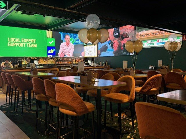 Precinct Hotel Gladstone