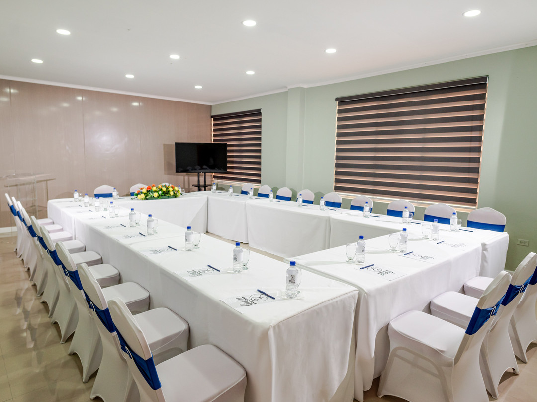 Comfort Inn & Suites Tobago主图